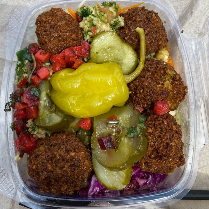 photo of Eat A Pitta Falafel in a box shared by @raivlys on  14 Jun 2022 - review
