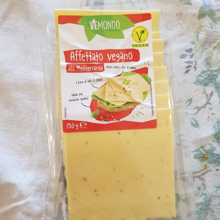 photo of Vemondo Affettato vegano alla Mediterranea shared by @tinabefa on  26 Jan 2022 - review