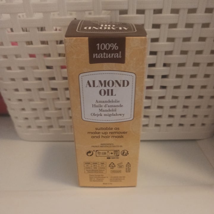 photo of 100% natural Almond Oil shared by @unitedforanimals on  02 Jul 2022 - review