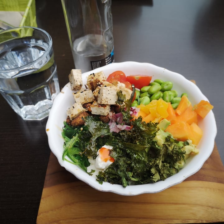 review photo of AMÉLIE GREEN Poké Bowl De Tofu shared by @julywings on 06 Dec 2020 - review
