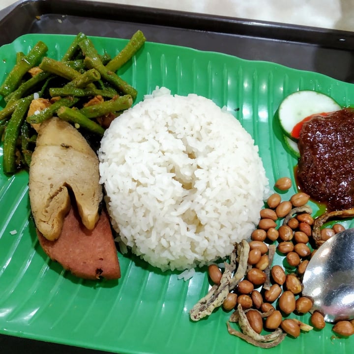 photo of Daily Green 吉祥素 Nasi Lemak shared by @marigoldish on  16 Dec 2020 - review