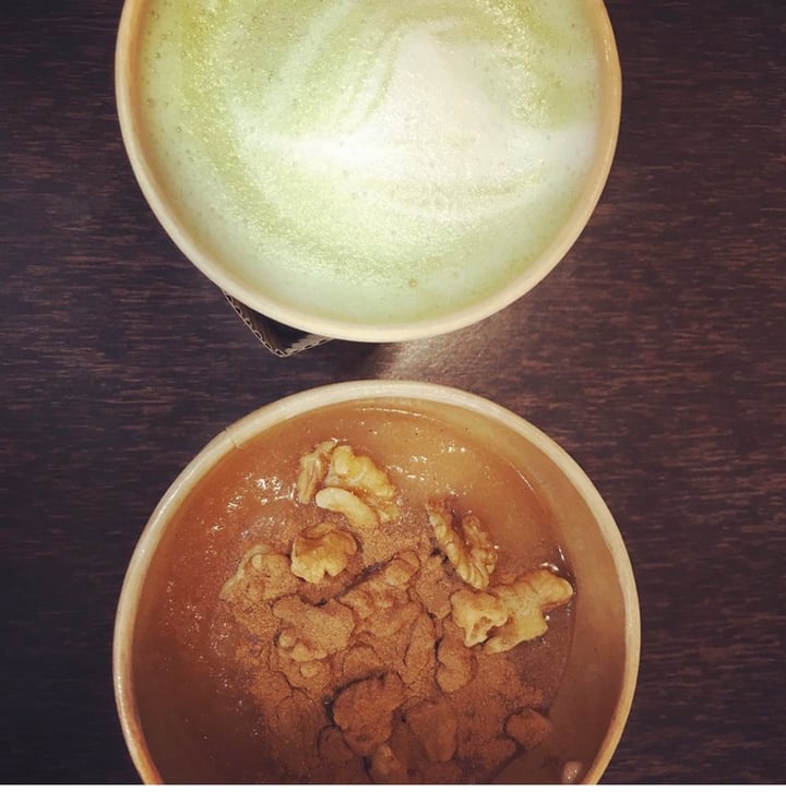 photo of Haferkater Porridge and Matcha Latte with Oat Milk shared by @veganjaa on  14 Jan 2020 - review