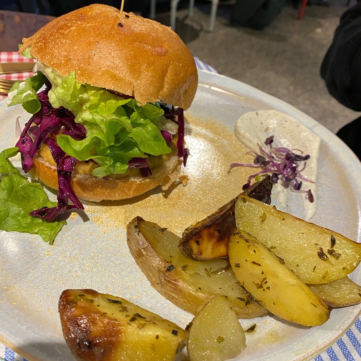 photo of Ziga Bar Burger Ali Babà shared by @elenazerbi on  07 Feb 2022 - review