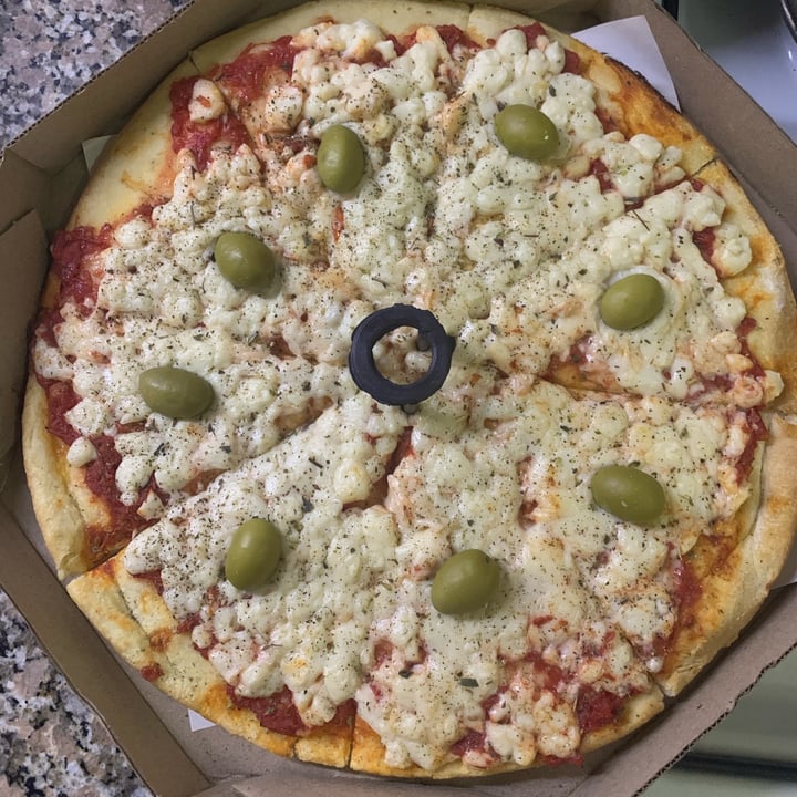 photo of Empanadas de 10 Pizza de Muzzarella shared by @jacquelinechaves on  29 Nov 2021 - review
