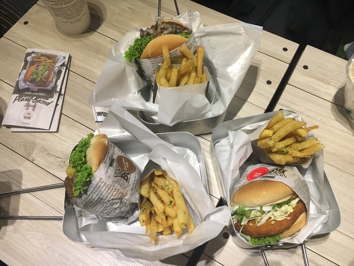 review photo of VeganBurg Singapore Satay Burger with Impossible Patty shared by @tansari on 01 Mar 2020 - review
