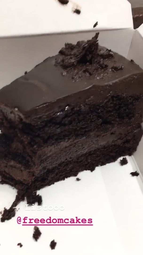 photo of Freedom Cakes Muerte Por Chocolate shared by @solacuna on  01 Apr 2020 - review
