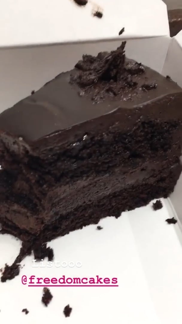 review photo of Freedom Cakes Muerte Por Chocolate shared by @solacuna on 01 Apr 2020 - review