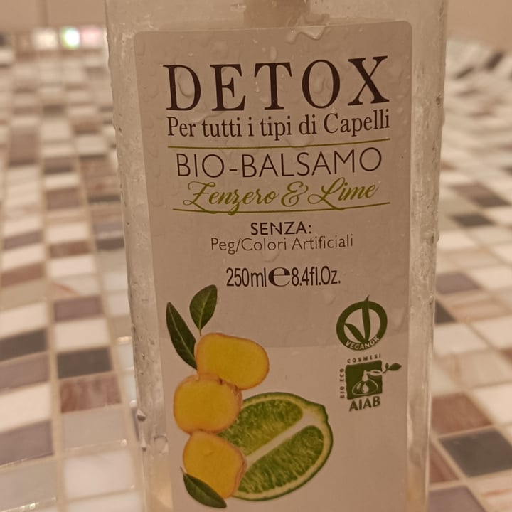 photo of hair prescription Detox Biobalsamo Zenzero E Lime shared by @beatricem on  10 Jun 2022 - review