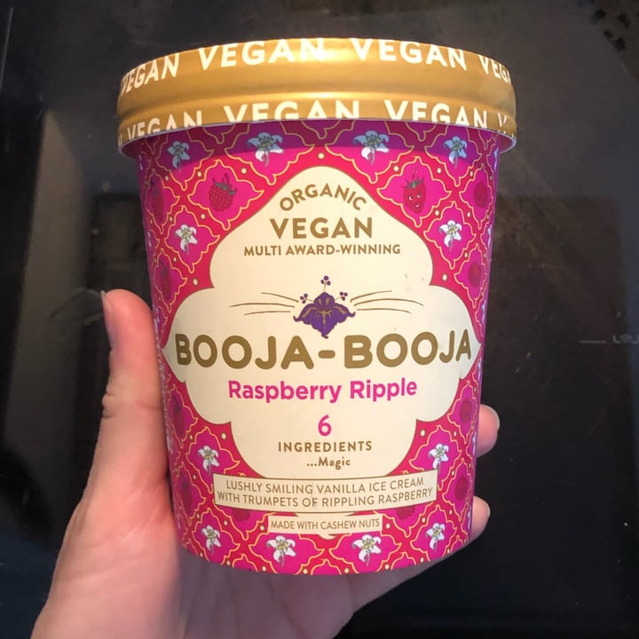 photo of Booja-Booja Raspberry Ripple Ice Cream shared by @raffamarini on  28 Jun 2022 - review