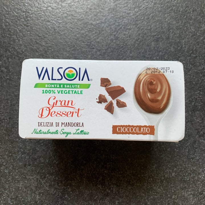 photo of Valsoia Gran Dessert Cioccolato shared by @thevegansofi on  10 Dec 2022 - review