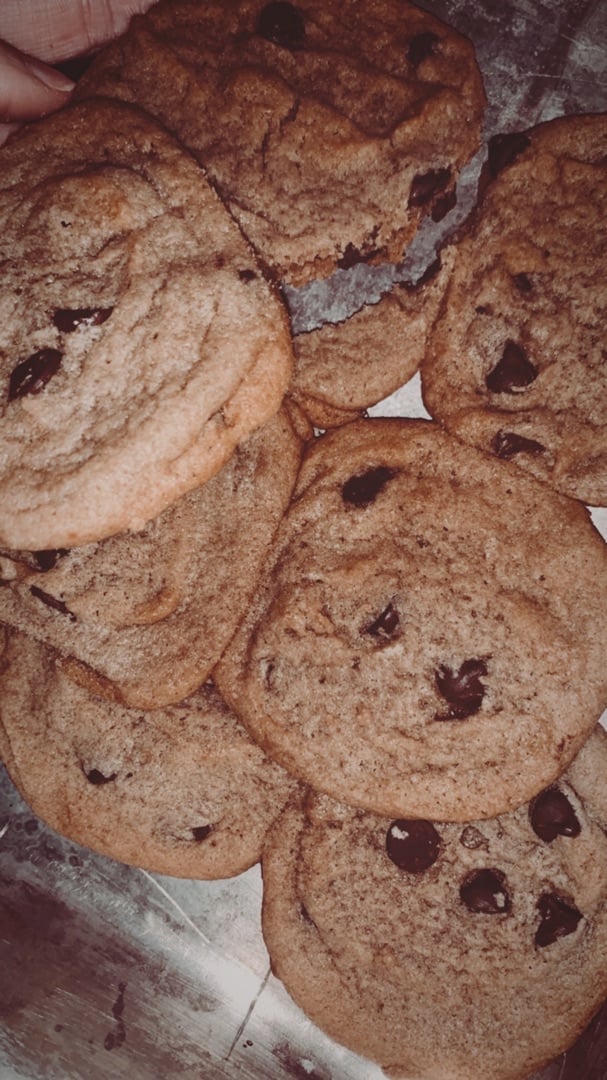 photo of Simple Truth Plant Based Chocolate Chip Cookie Dough shared by @ryleighkrystal on  02 Apr 2020 - review