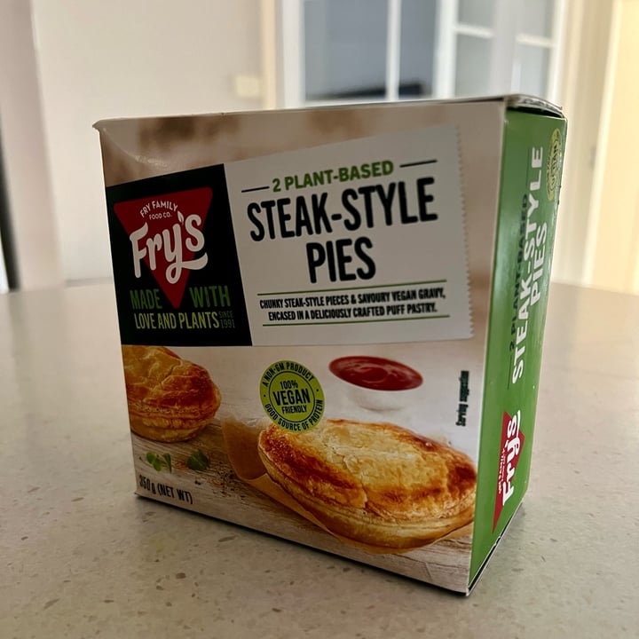 photo of Fry's Family Food steak-style pies shared by @vegan-friendly on  17 Aug 2022 - review