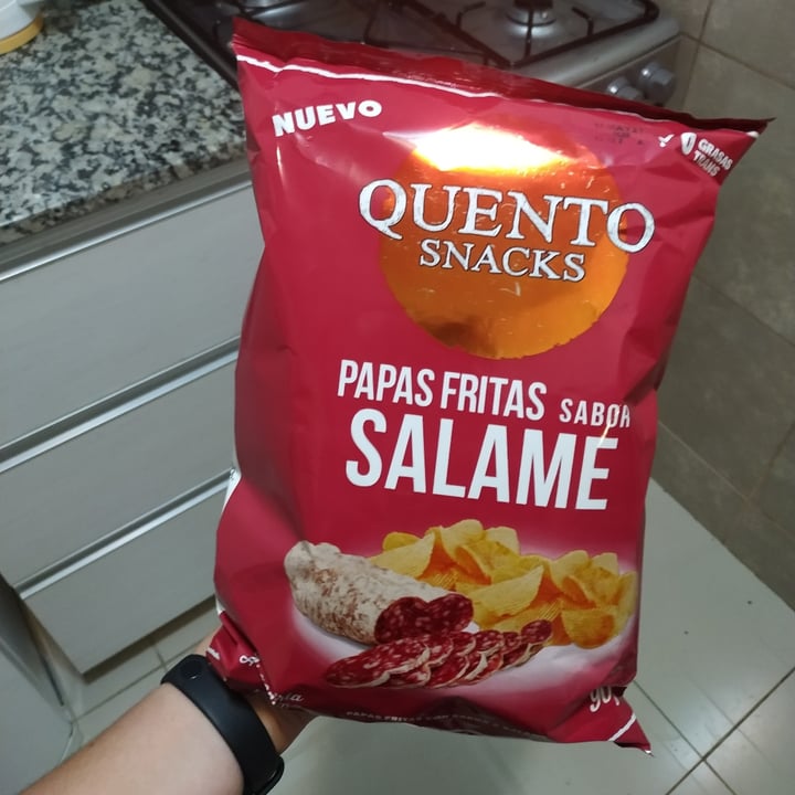 photo of Quento Snacks Papas fritas sabor salame shared by @v3r0nic4 on  28 Feb 2021 - review
