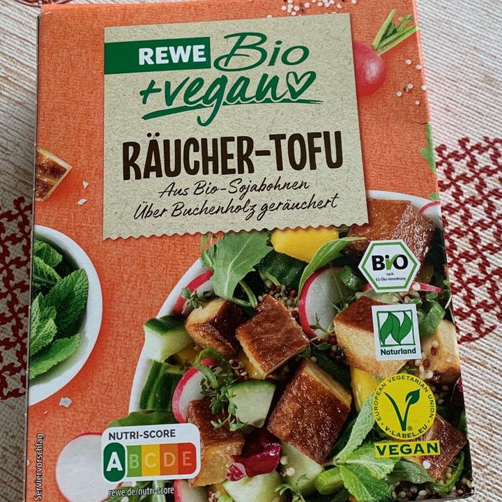 photo of Rewe Bio Räucher-Tofu shared by @cfresno on  08 May 2022 - review