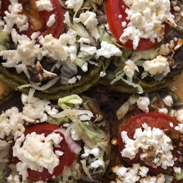 photo of Giornale Pedregal Sopes de masa de nopal shared by @susylhoist on  18 Oct 2020 - review