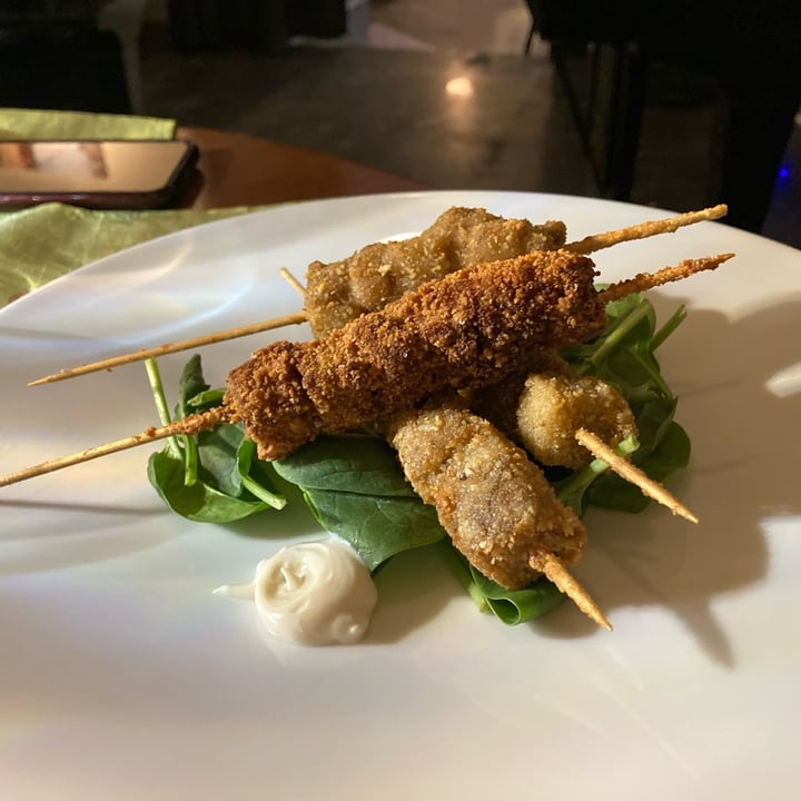 photo of The Margutta veggy food & art Arrosticini cruelty-free di seitan shared by @stopgrind on  14 Apr 2022 - review