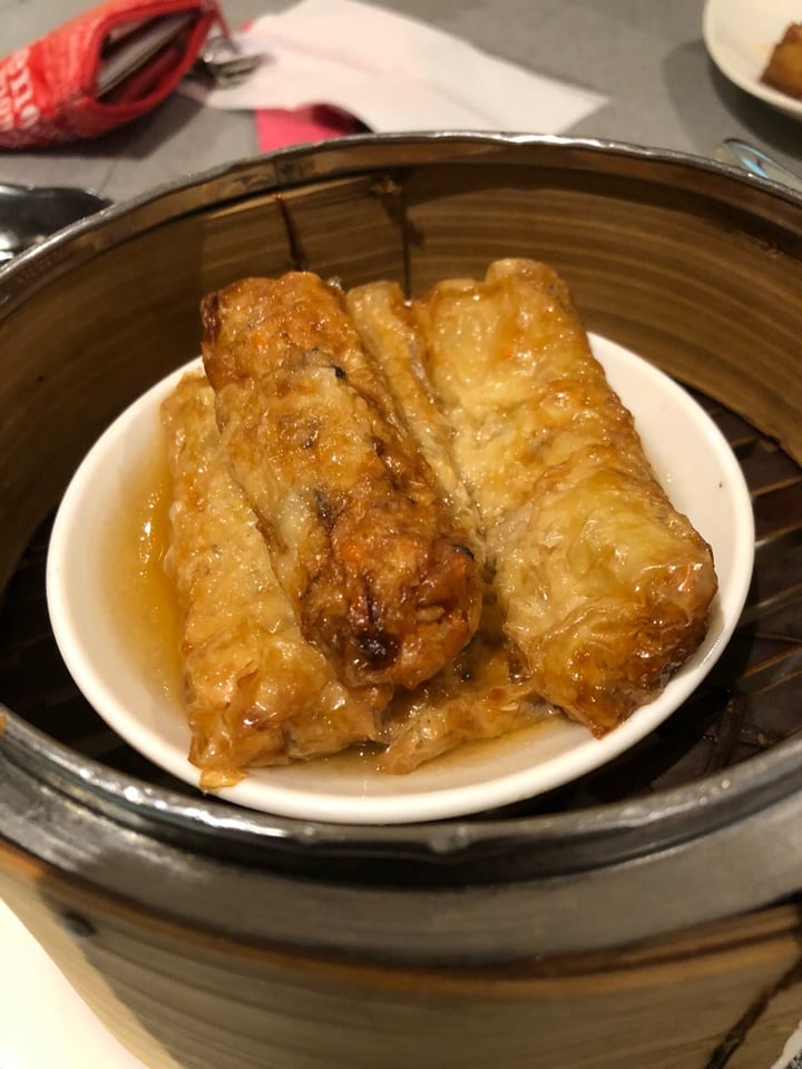photo of Lotus Kitchen Bean curd skin rolls shared by @alyrauff on  11 Oct 2018 - review