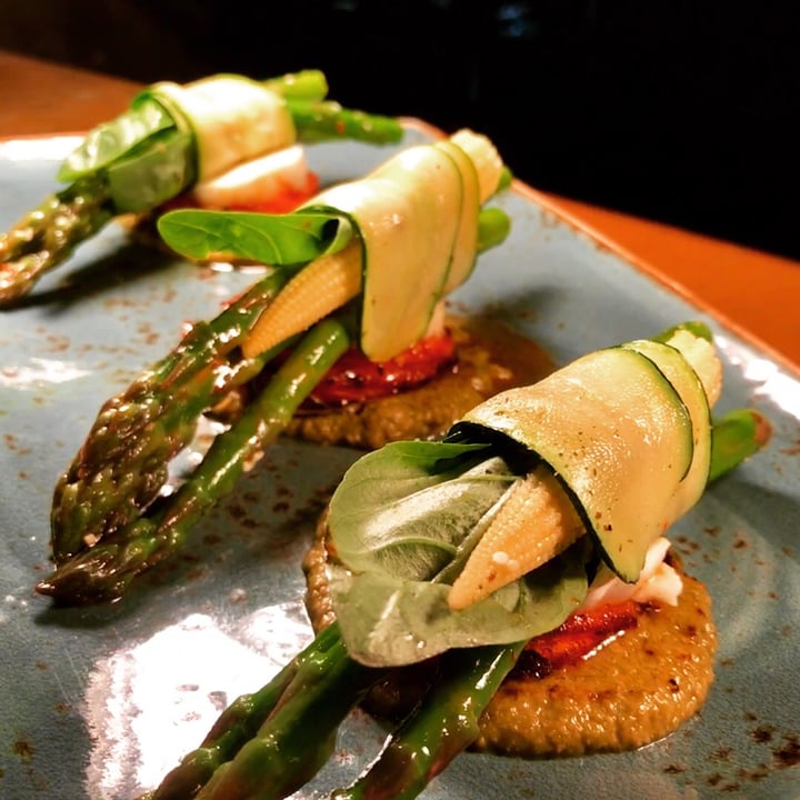 review photo of Dancing Daikon @ Hispanic Mechanic Zucchini wrapped asparagus with damona mozzarella, oven dried tomato, baby corn and basil with roasted capsicum pesto shared by @dcblu on 23 Jul 2019 - review