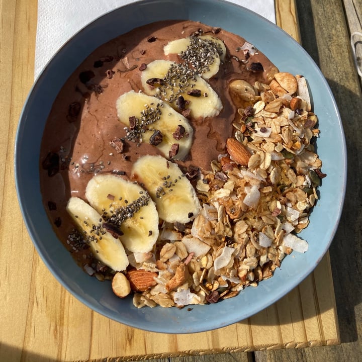 review photo of The Coastal Collective Death By Chocolate Smoothie Bowl shared by @tazzwaite on 11 Aug 2021 - review