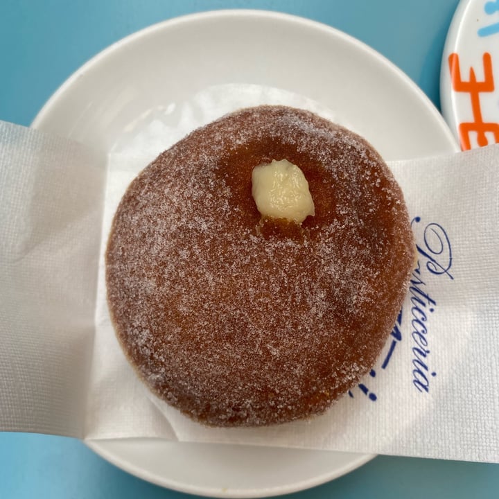 photo of Gualtieri Bomboloni shared by @carolinam on  28 Jun 2022 - review