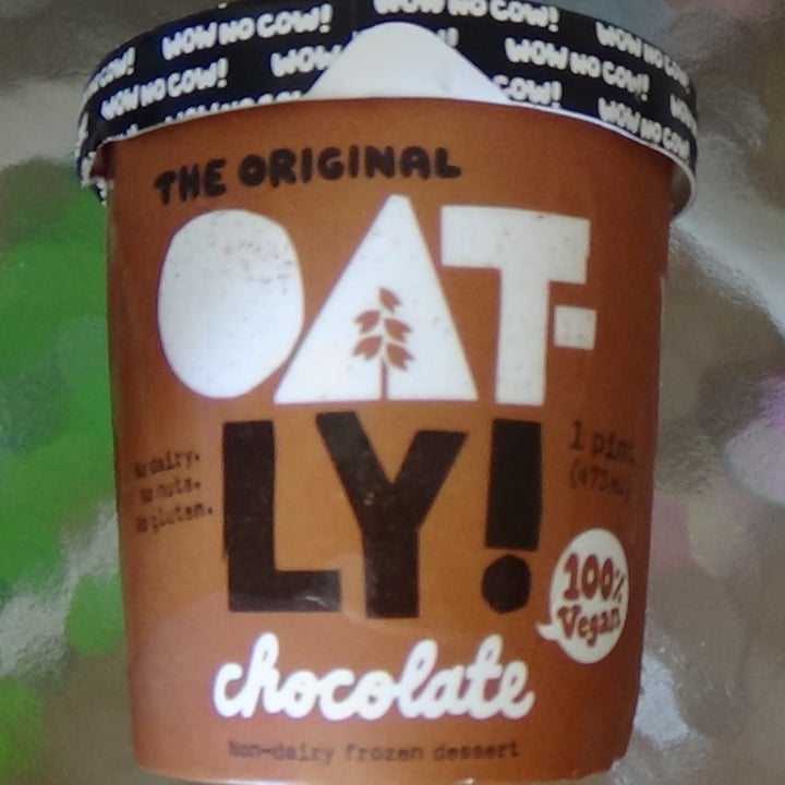 photo of Oatly Chocolate Ice Cream shared by @feelideal on  07 Jun 2021 - review