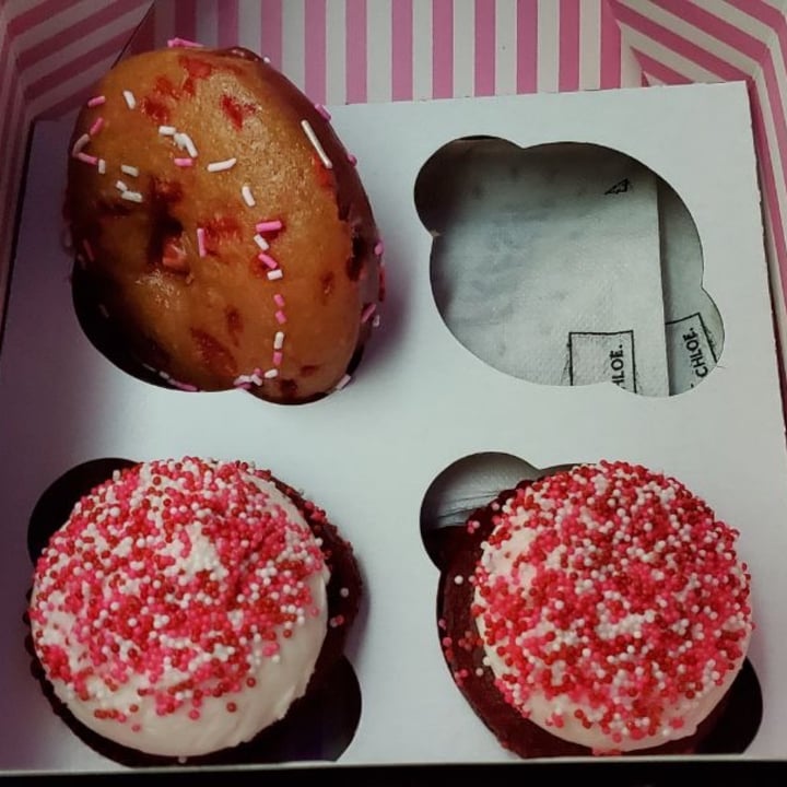 photo of Beatnic - Flatiron Red Velvet Cupcake shared by @aloha88 on  23 Jul 2020 - review