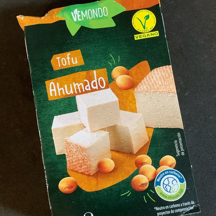 photo of Vemondo  tofu ahumado shared by @naivoncake on  30 Oct 2022 - review