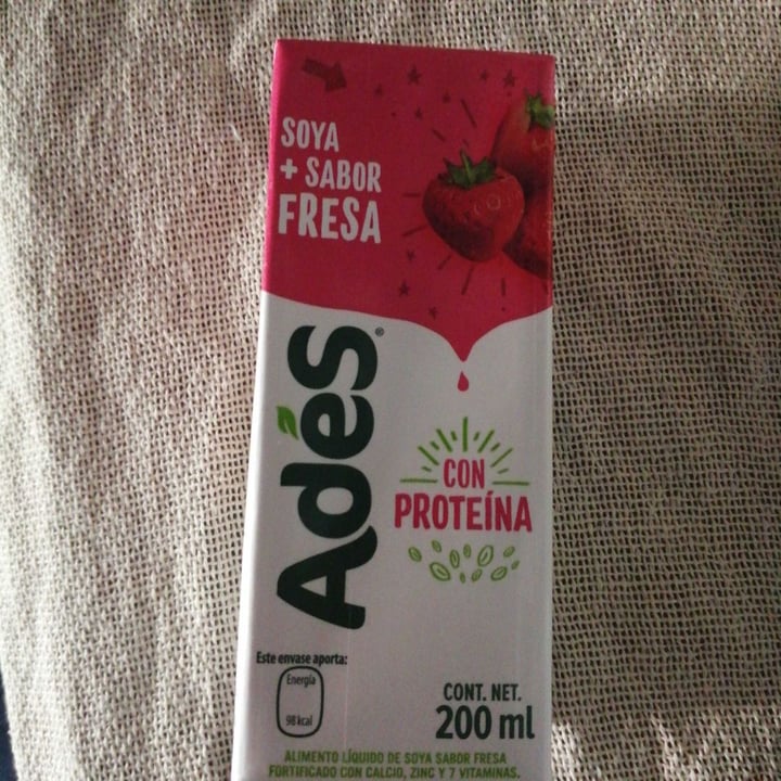 photo of Ades Leche de Soja Sabor Frutilla shared by @livier on  16 Dec 2019 - review