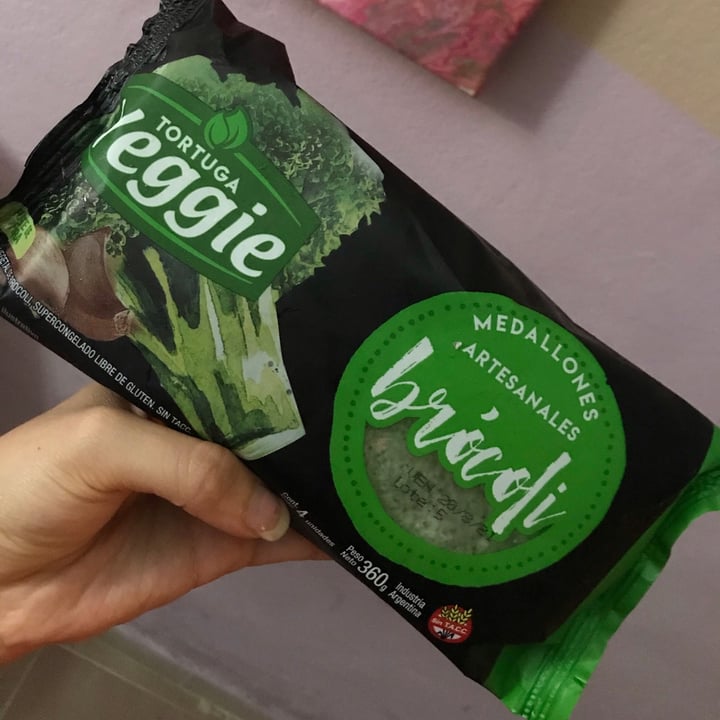 photo of Tortuga Veggie Medallones de brócoli artesanales shared by @sandralobo on  29 Mar 2021 - review