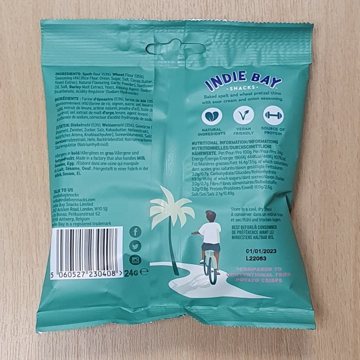 review photo of Indie Bay Snacks Spelt Pretzel Thins - Sour Cream and Onion shared by @pigsaremyfriends on 25 May 2022 - review