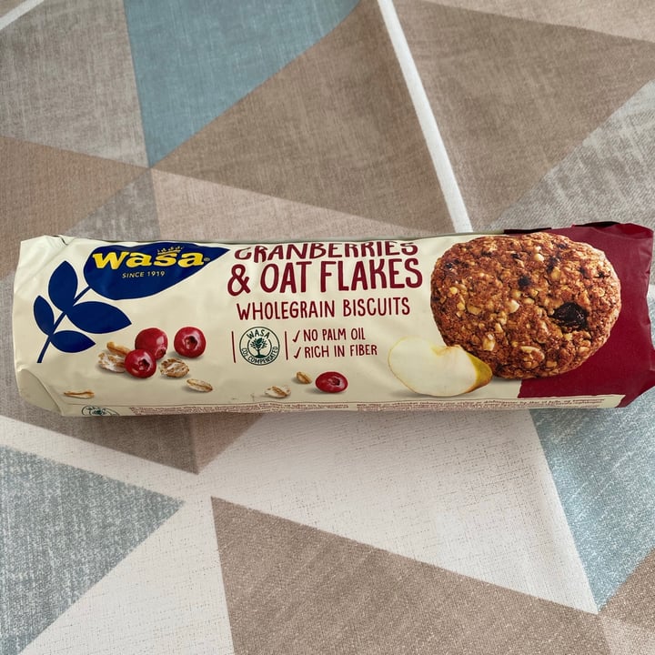 photo of Wasa Cranberries & Oat flakes shared by @torrebadell on  01 May 2021 - review