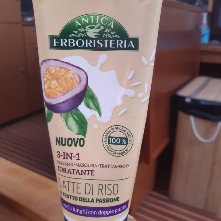 review photo of Antica erboristeria Balsamo - Maschera - Trattamento Idratante Latte di Riso e Frutto della passione shared by @nicolezordan on 08 Jul 2022 - review