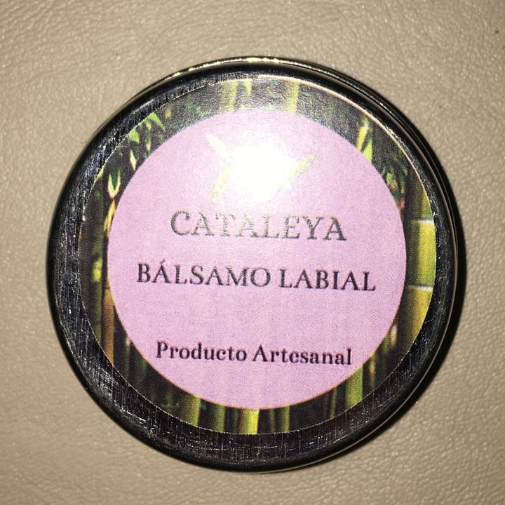 photo of Cataleya Bálsamo labial Artesanal shared by @orne on  02 Jun 2022 - review