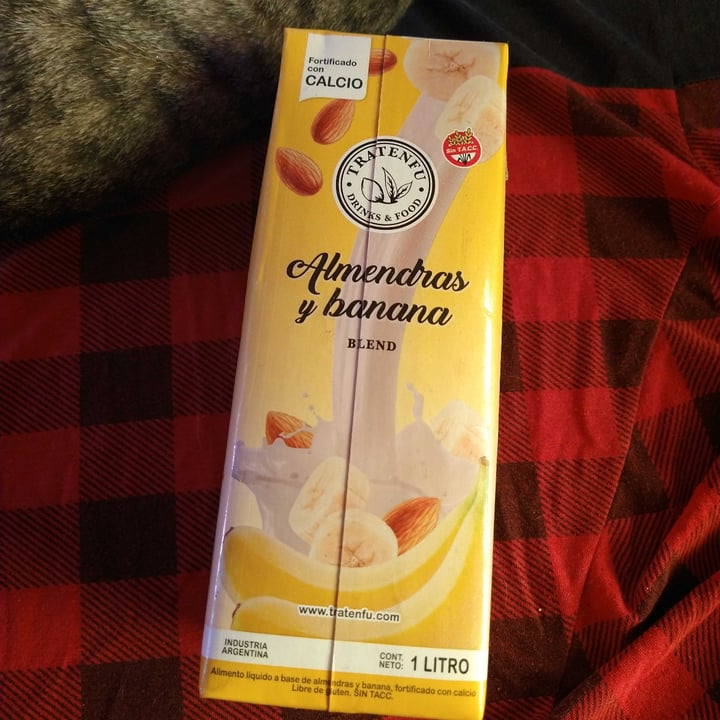 review photo of Tratenfu Leche de Almendras y Banana shared by @mateovegano on 15 Apr 2021 - review