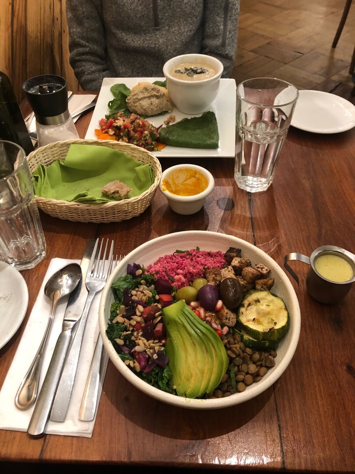review photo of El Huerto Bowl Marroquí shared by @eff99 on 13 Apr 2019 - review