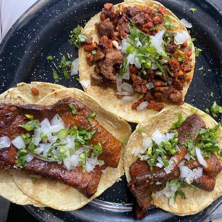 photo of Por siempre vegana 2 Tacos de cecina shared by @paulinahgr on  03 Jun 2021 - review