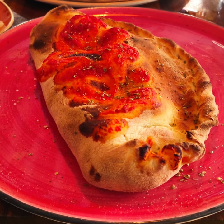 photo of Blu Bar Pizza Calzone shared by @aretusa on  05 Sep 2020 - review