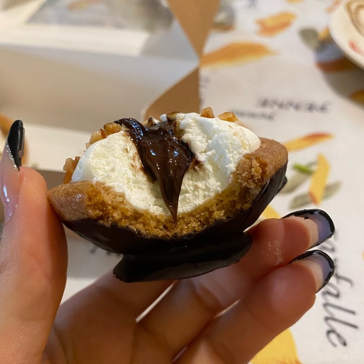 photo of Vegustibus Cestino Con Crema Chantilly E Nocciolata shared by @aurory on  06 Sep 2022 - review