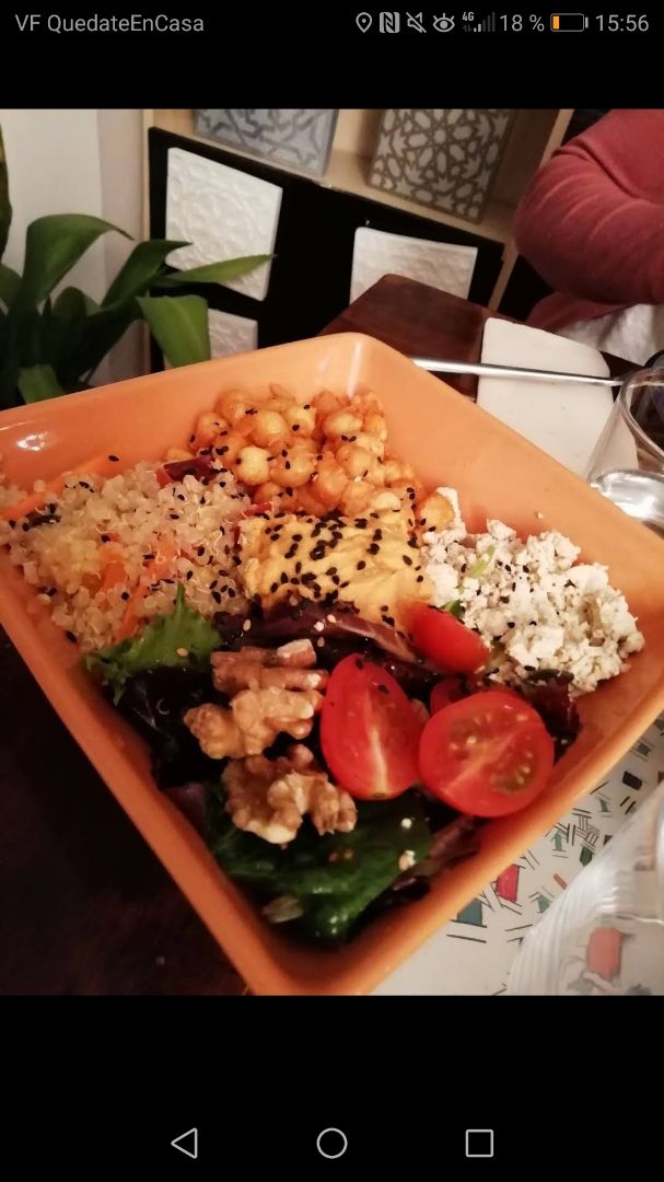 review photo of Restaurante Páprika Tofu, Garbanzos, Hummus Y Quinoa shared by @estelamagrini on 01 Apr 2020 - review