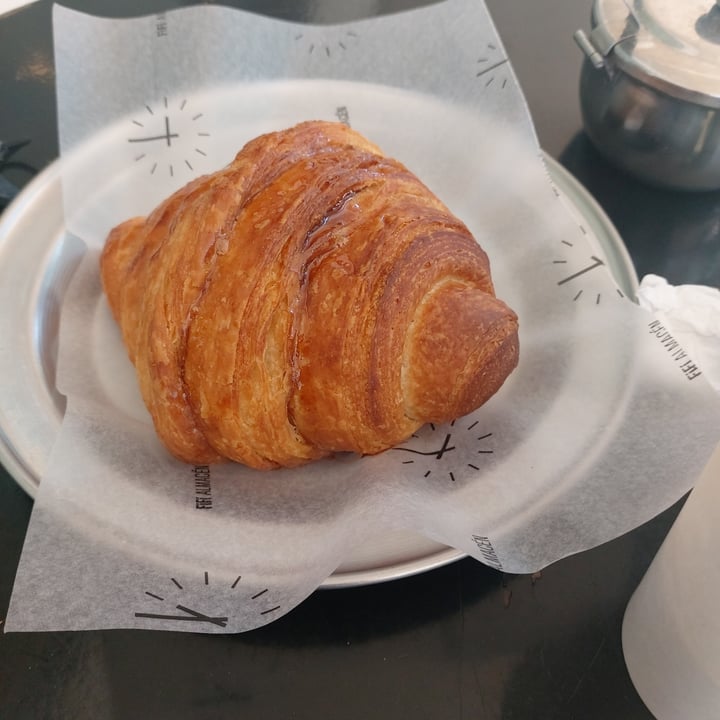photo of Fifi Almacén Croissant shared by @retamaljl on  07 Nov 2020 - review
