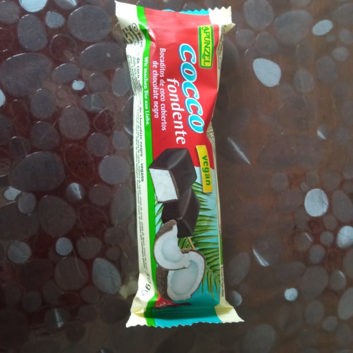 review photo of Rapunzel Barretta di cioccolato con ripieno al cocco shared by @matildaseimitica on 05 Jan 2022 - review