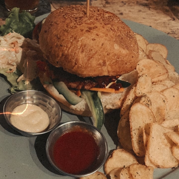photo of Drogheria Italian Hamburgheria Beyond burger shared by @lidiaborrelli on  31 Mar 2022 - review