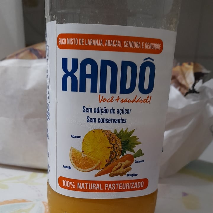 photo of Xando Suco misto de laranja, abacaxi, cenoura e gengibre shared by @alcalacristina14 on  11 May 2022 - review