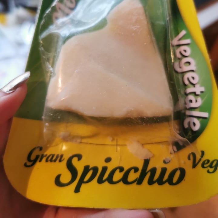photo of Gran Spicchio io veg Vegan cheese,gran Spicchio shared by @ellasyoga on  31 Dec 2021 - review