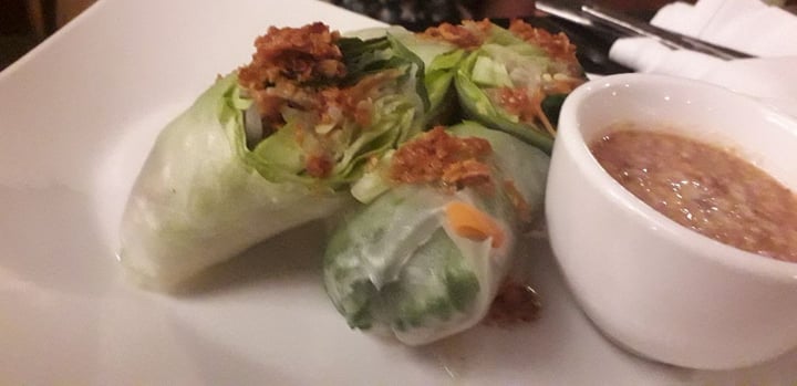 photo of Le Méridien Angkor Veggie wrap shared by @veganfoodieomgopnik on  18 Dec 2019 - review