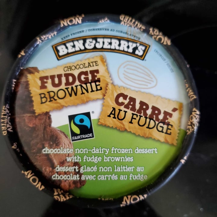 review photo of Ben & Jerry's Chocolate Fudge Brownie Non-Dairy Ice Cream shared by @lzmfftt on 23 Jun 2021 - review