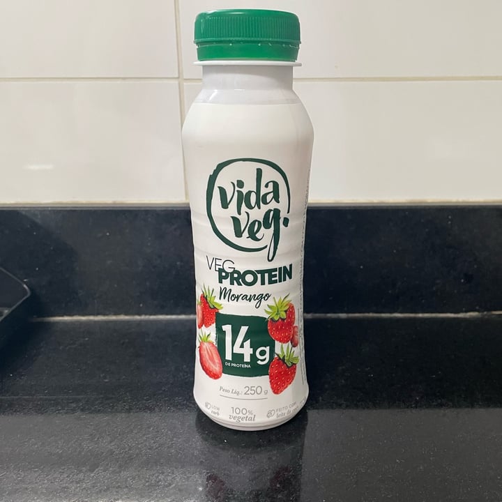 photo of Vida Veg Bebida Veg Protein Morango shared by @gagianini on  07 Aug 2022 - review