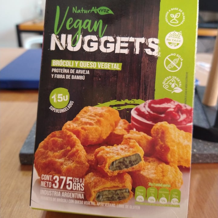 photo of Naturalrroz Vegan nuggets De Brocoli Y Queso shared by @camibrandan on  21 Aug 2022 - review