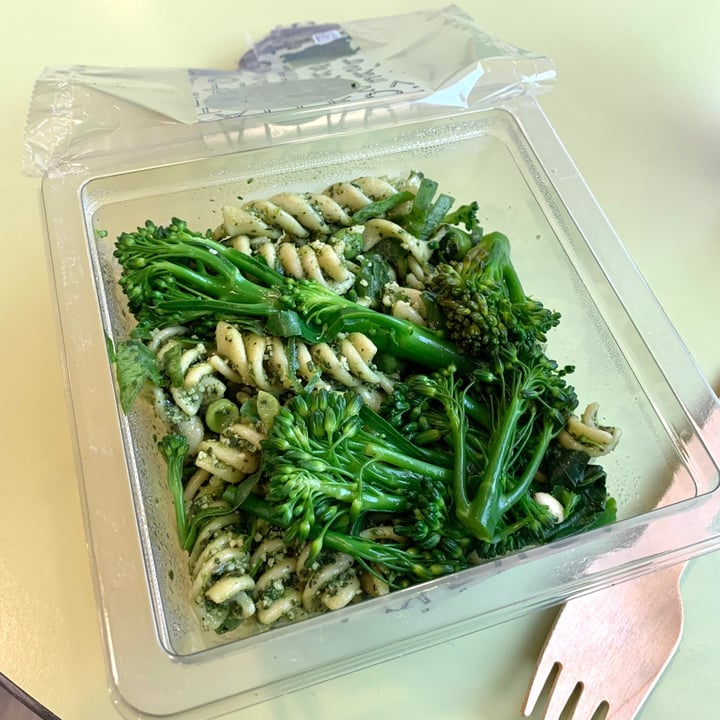 photo of Waitrose Vegan pesto pasta amd tenderstem broccoli shared by @vegpledge on  25 Sep 2021 - review