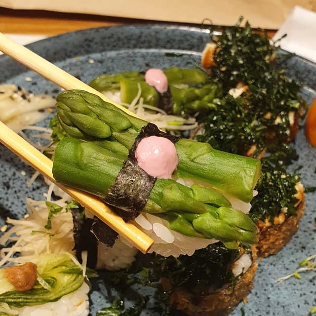 Photo of the dish “Nigiri aspargo”